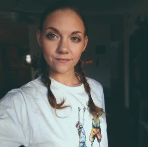 Meet your Posher, Angelica